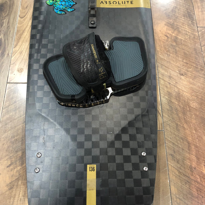 Liquid Force Absolute 136 TT Carbon Kiteboard Used Complete