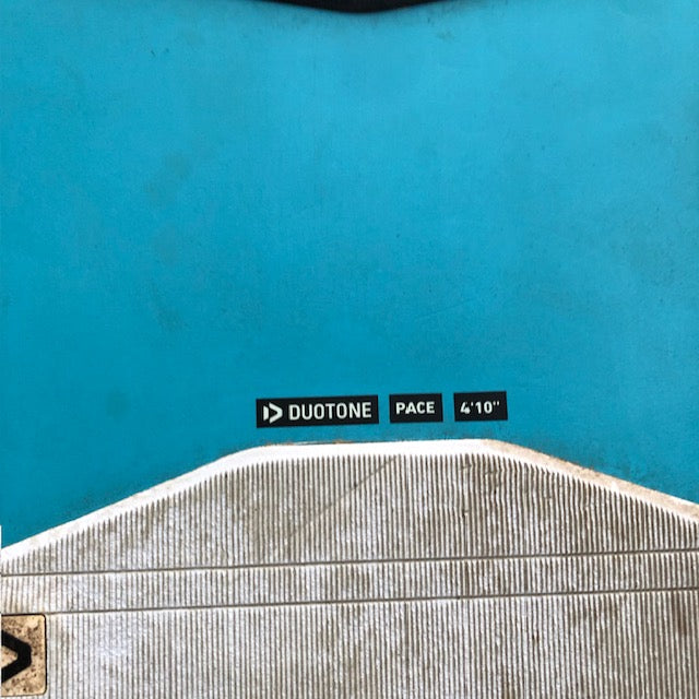 Duotone Pace 4'10" Kite foil board & Duotone Foil 950 front 215 back carbon , Mast AL 60 Fuse Al 70