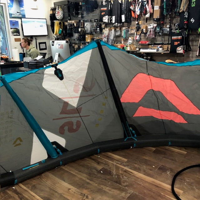 2022 Duotone Rebel SLS Kite 13m Used