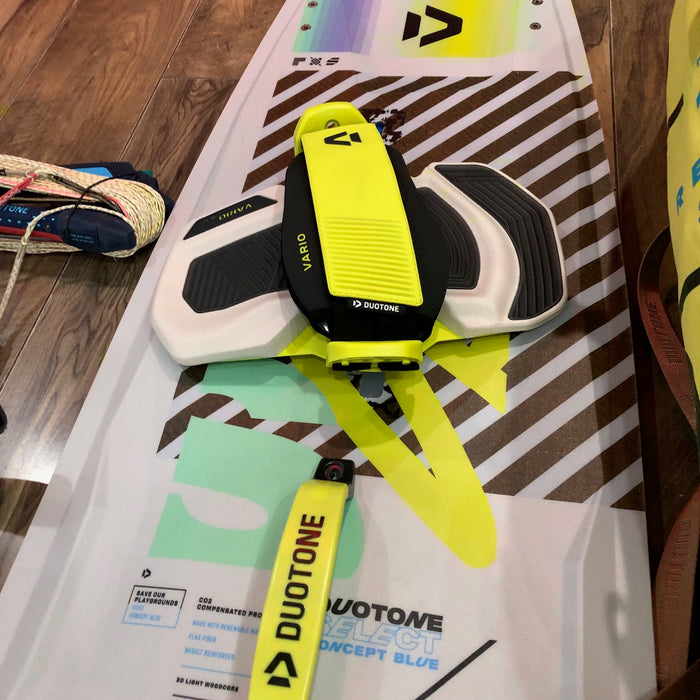 Used Kiteboarding package Duotone Rebel SLS 13m & Duotone Select 138 kite board