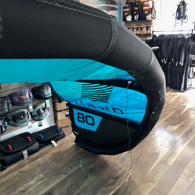 2024 North Orbit 8m Kite Used green/blue