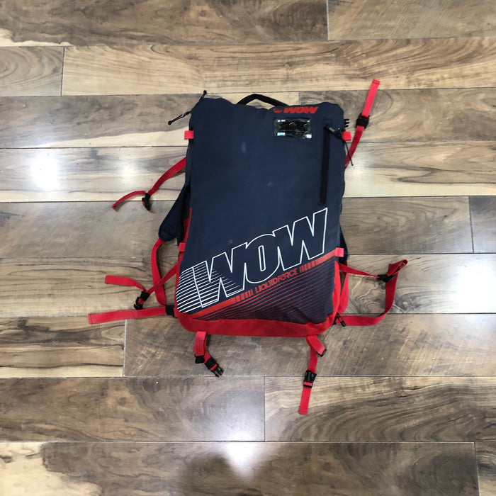 Liquid Force Wow V4 9m Kite Used, LIQUID FORCE,USED GEAR - Used kites for sell
