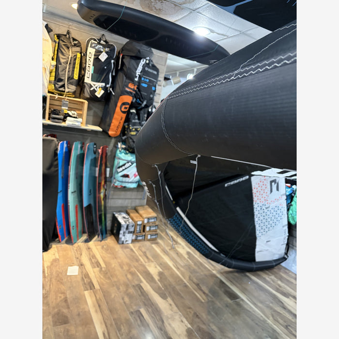 Used Core Pace 13.5m kite in Black/Black – right wingtip